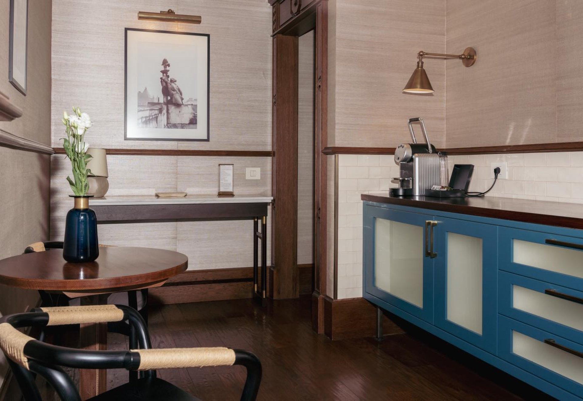 Elegant Heroes Square hotel with Andrássy Avenue views and central location Elegant Heroes Square hotel with Andrássy Avenue views and central location
